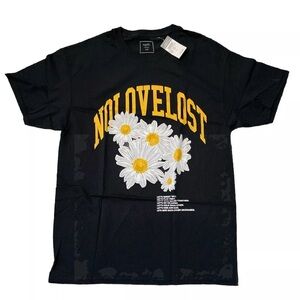 Rue 21 Black White Daisies No Love Lost Short Sleeve T-Shirt Adult Medium NWT